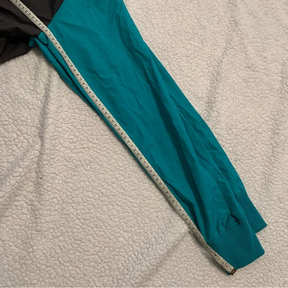 Bench Wind Breaker Jacket - Picture 8 of 8